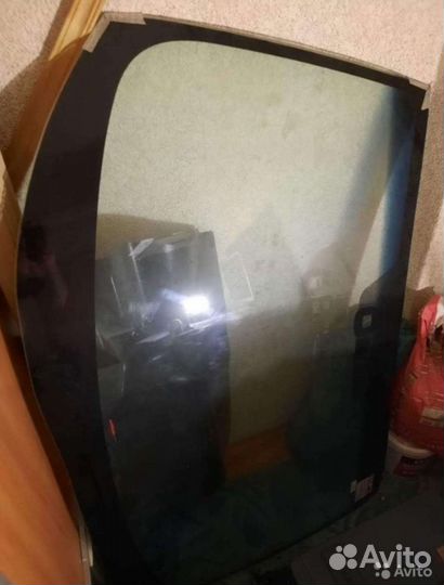 Лобовое стекло