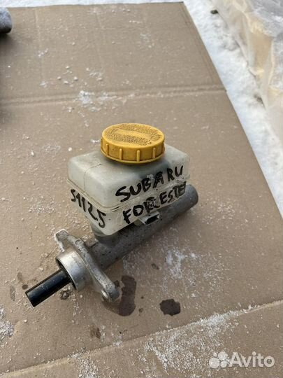 Главный тормозной цилиндр Subaru Forester s11