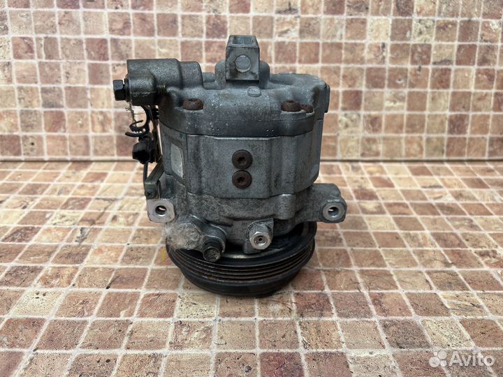 Компрессор кондиционера Subaru Forester 2002-2008