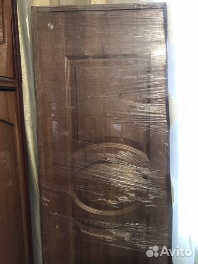 Двери межкомнатные с коробкой новые