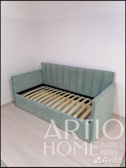 Детская кровать с мягкими бортиками