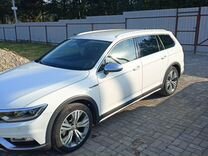 Volkswagen Passat 2.0 AMT, 2017, 221 800 км, с пробегом, цена 2 170 000 руб.