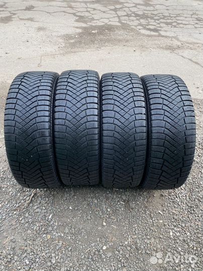 Pirelli Ice Zero FR 235/60 R18 107H