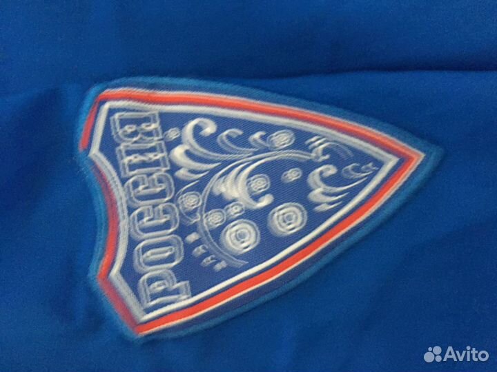 Спортивная куртка