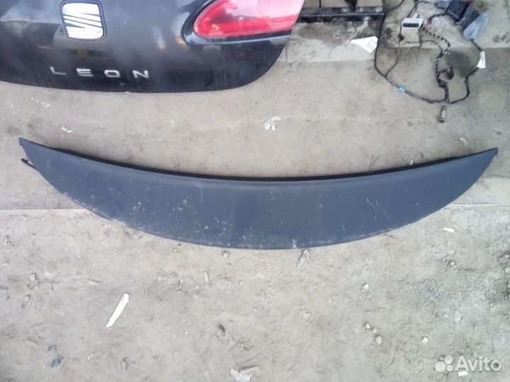 Жабо капота Seat Leon II