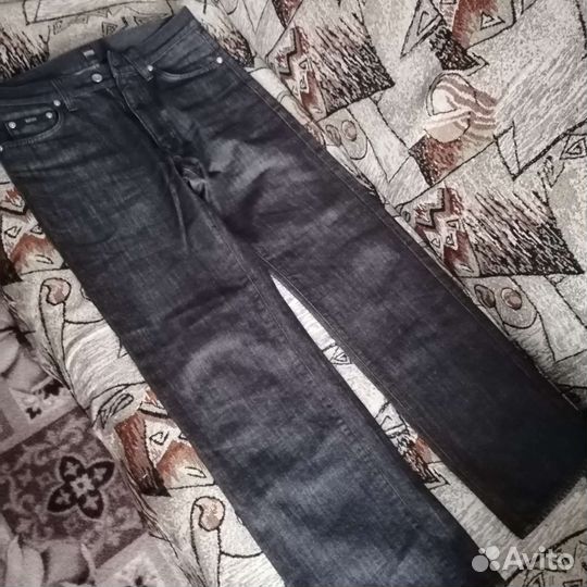 Джинсы hugo boss