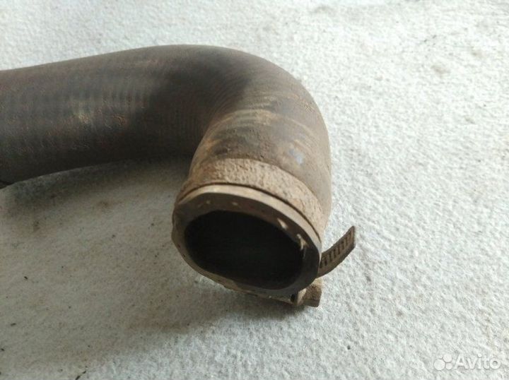 Патрубок термостата LADA Kalina 11193 хетчбек 1