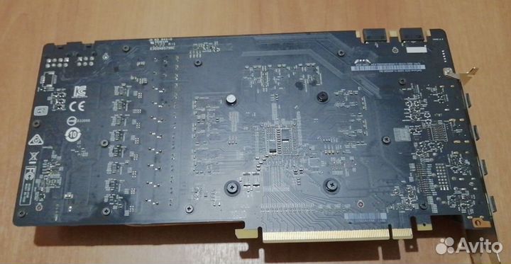 MSI GeForce GTX 1070 Ti Armor 8G