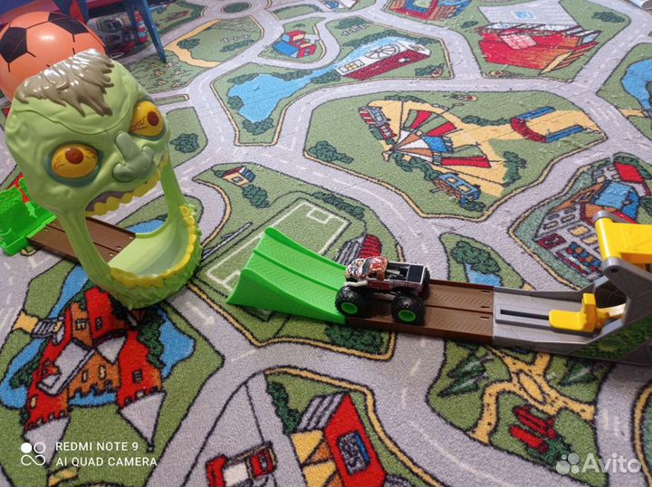 Игрушки для мальчика