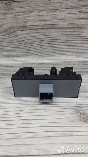 Блок стеклоподъемников Volkswagen