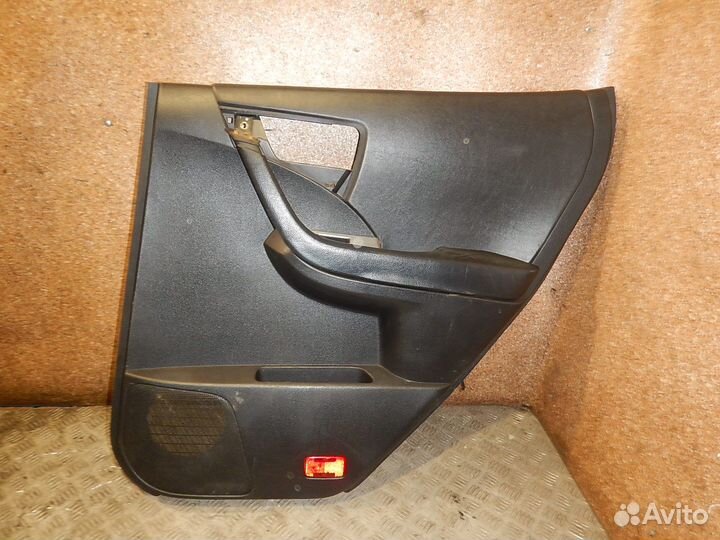 Обшивка двери задней правой, Nissan (Ниссан) -mura
