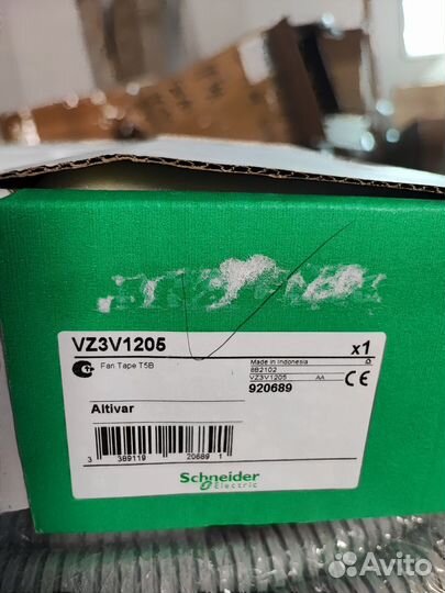 Блок вентиляторов Шнайдер