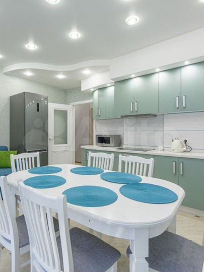 2-к. квартира, 76 м², 11/12 эт.