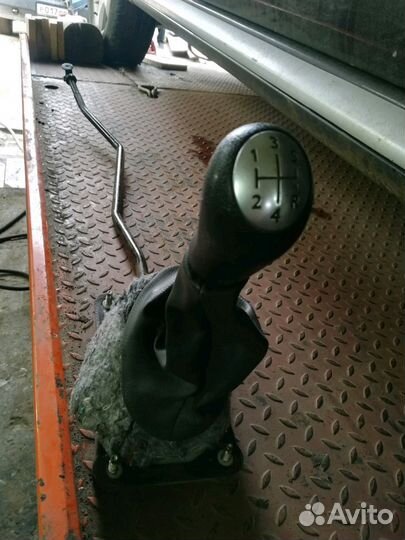 Кулиса МКПП Рено Логан