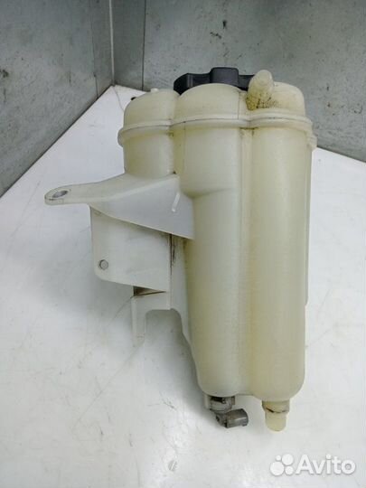 Бачок расширительный Bmw X6 универсал 3.5 2016