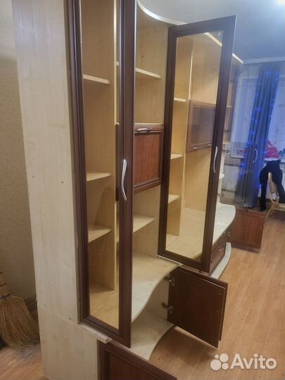 Стенка горка в гостиную бу