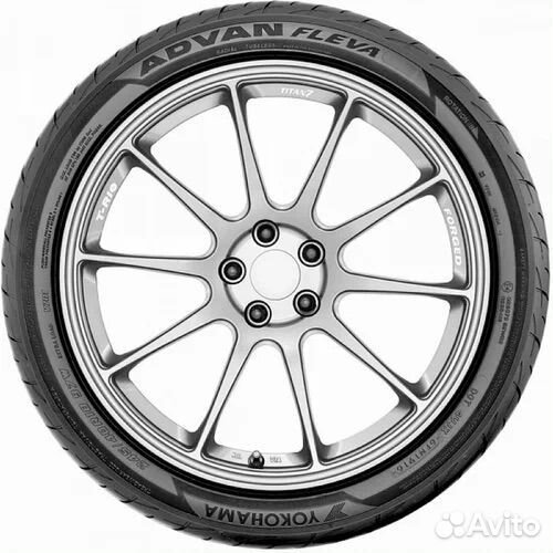 Yokohama Advan Fleva V701 215/50 R17 95W