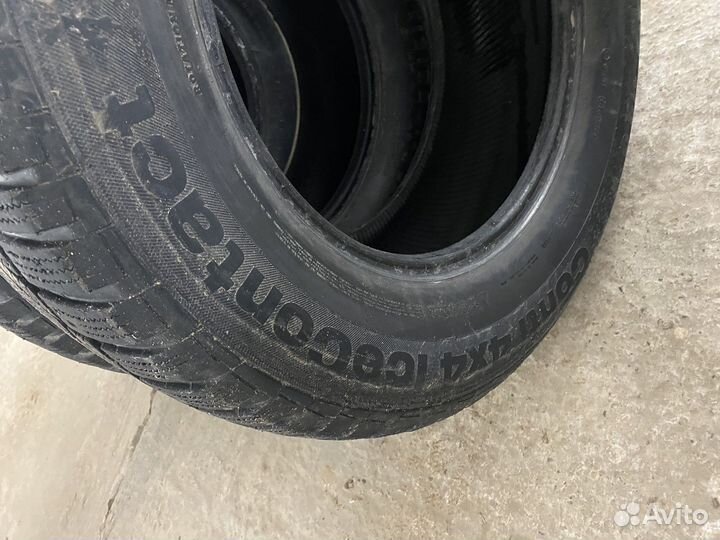 Continental Conti4x4IceContact 265/65 R17