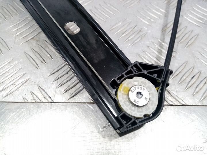 Б/У Стеклоподъемник электрический передний #001