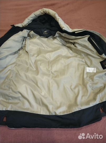 Пуховик женский р-р 50