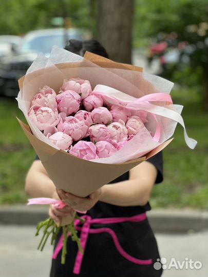 Букет пионов