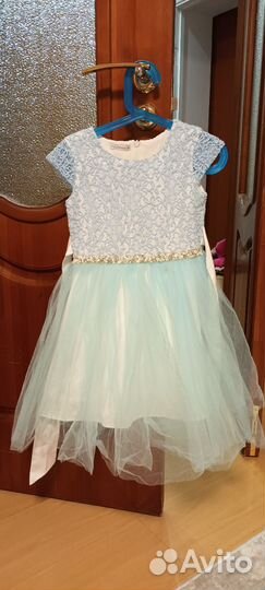 Нарядное платье для девочки