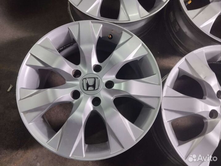 Honda r16 5x114.3 et50