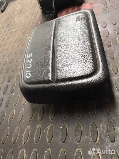 Jeep Grand Cherokee Подушка безопасности в рулевое