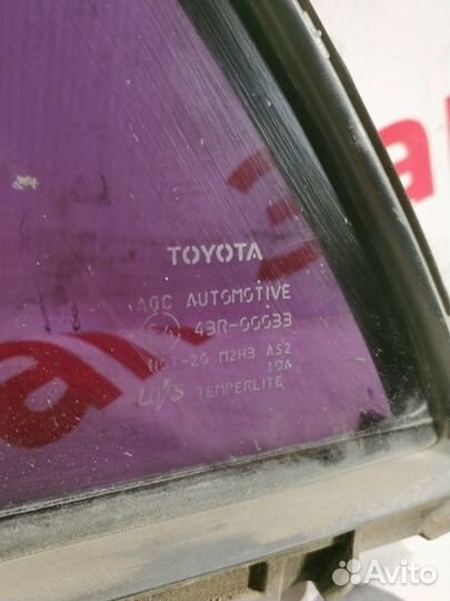 Форточка двери задняя левая Toyota Corolla седан