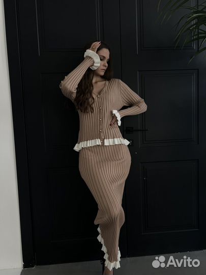 Костюм женский с юбкой лапша