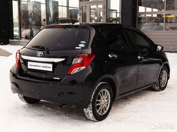 Toyota Vitz 1.0 CVT, 2016, 81 228 км