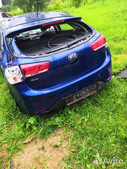 Полка задняя корыто Кио Рио 3 хэтчбек