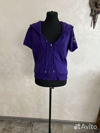 Спортивный костюм с шортами р. 46. Escada sport