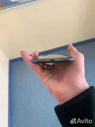 iPhone 8 Plus, 128 ГБ