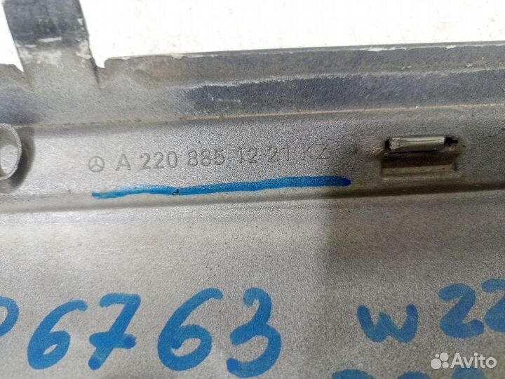 Накладка заднего бампера