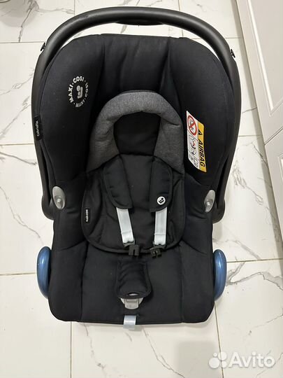 Детское автокресло от 0 maxi cosi