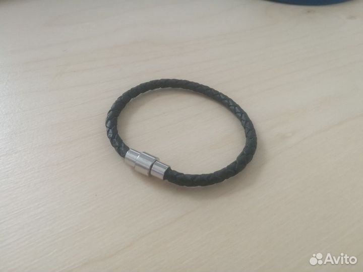 Кожаный браслет мужской