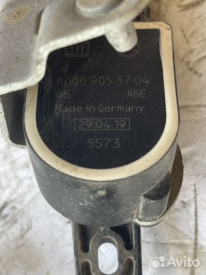 Датчик уровня подвески mercedes w213
