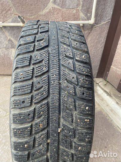 Kumho I'Zen KW22 215/55 R17 98