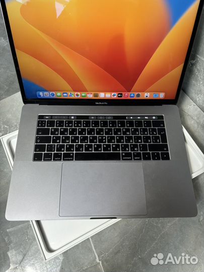 Apple MacBook Pro 15 2017 touch bar 16 512ssd