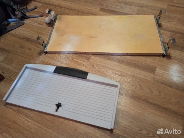 Подставка для клавиатуры выдвижная