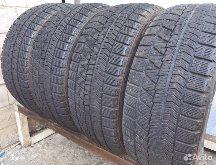 Bridgestone Blizzak VRX 205/50 R17 98T