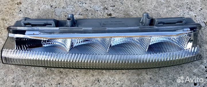 Дневной ходовой огонь, левый Мерседес W212 W204