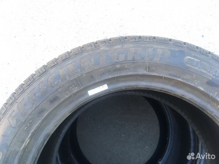 Goodyear EfficientGrip SUV 4x4 235/55 R17