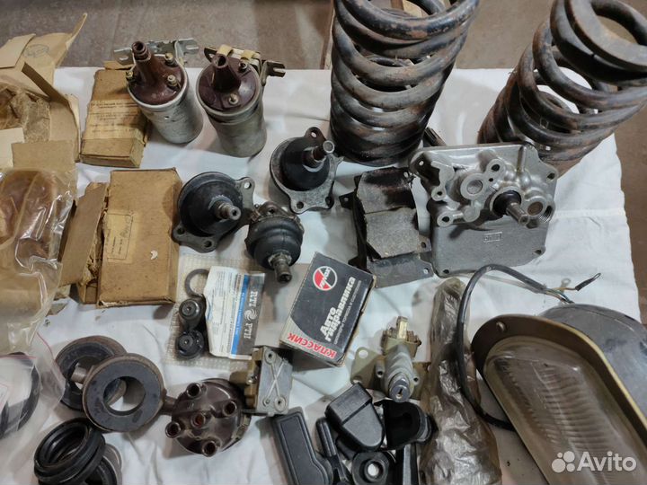 Запчасти на москвич