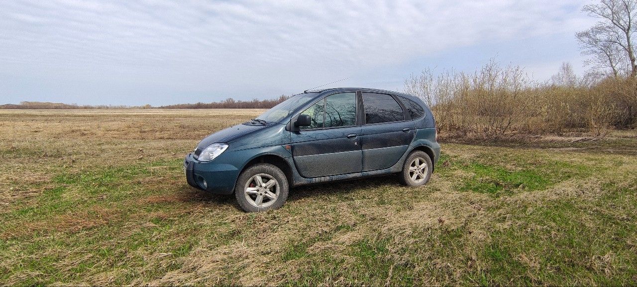 Renault Scenic RX4: фото владельца