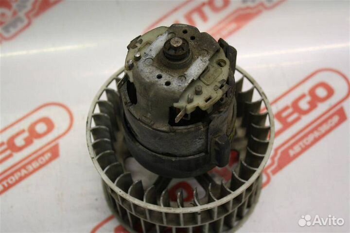 Моторчик печки Opel Astra F 1994