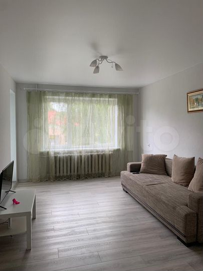 2-к. квартира, 50 м², 3/5 эт.