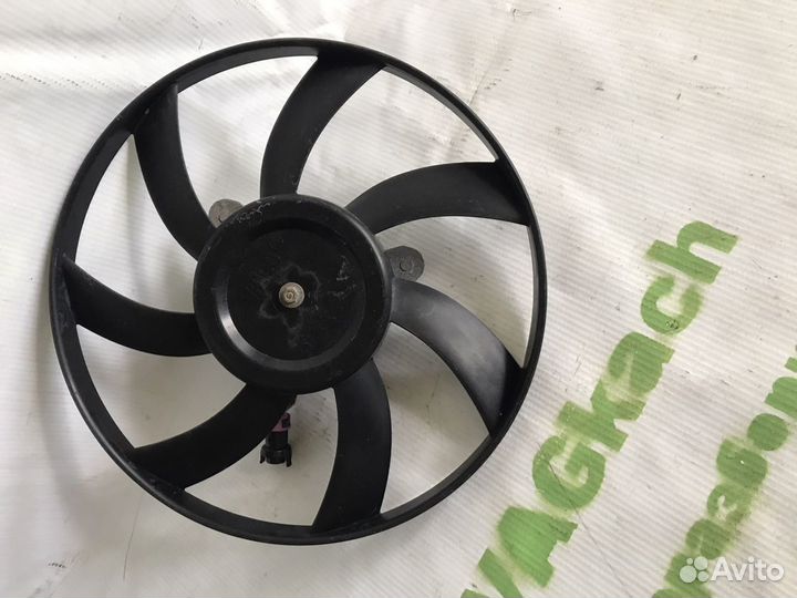 Вентилятор охлаждения volkswagen polo 1997г