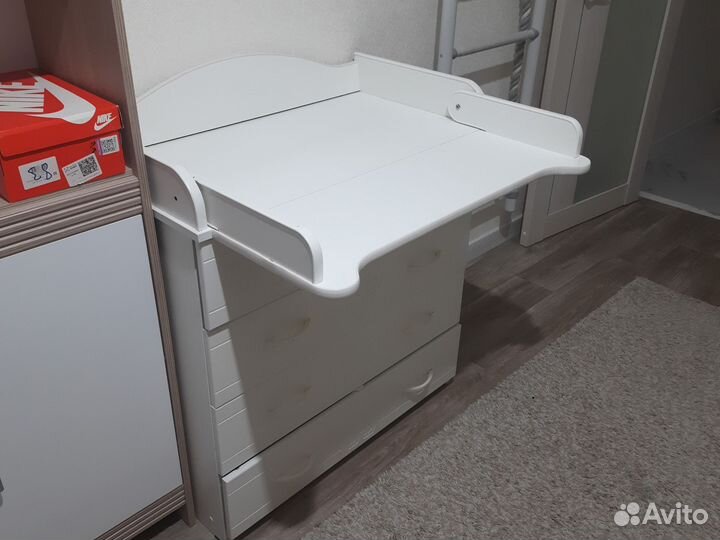 Пеленальный столик, комод